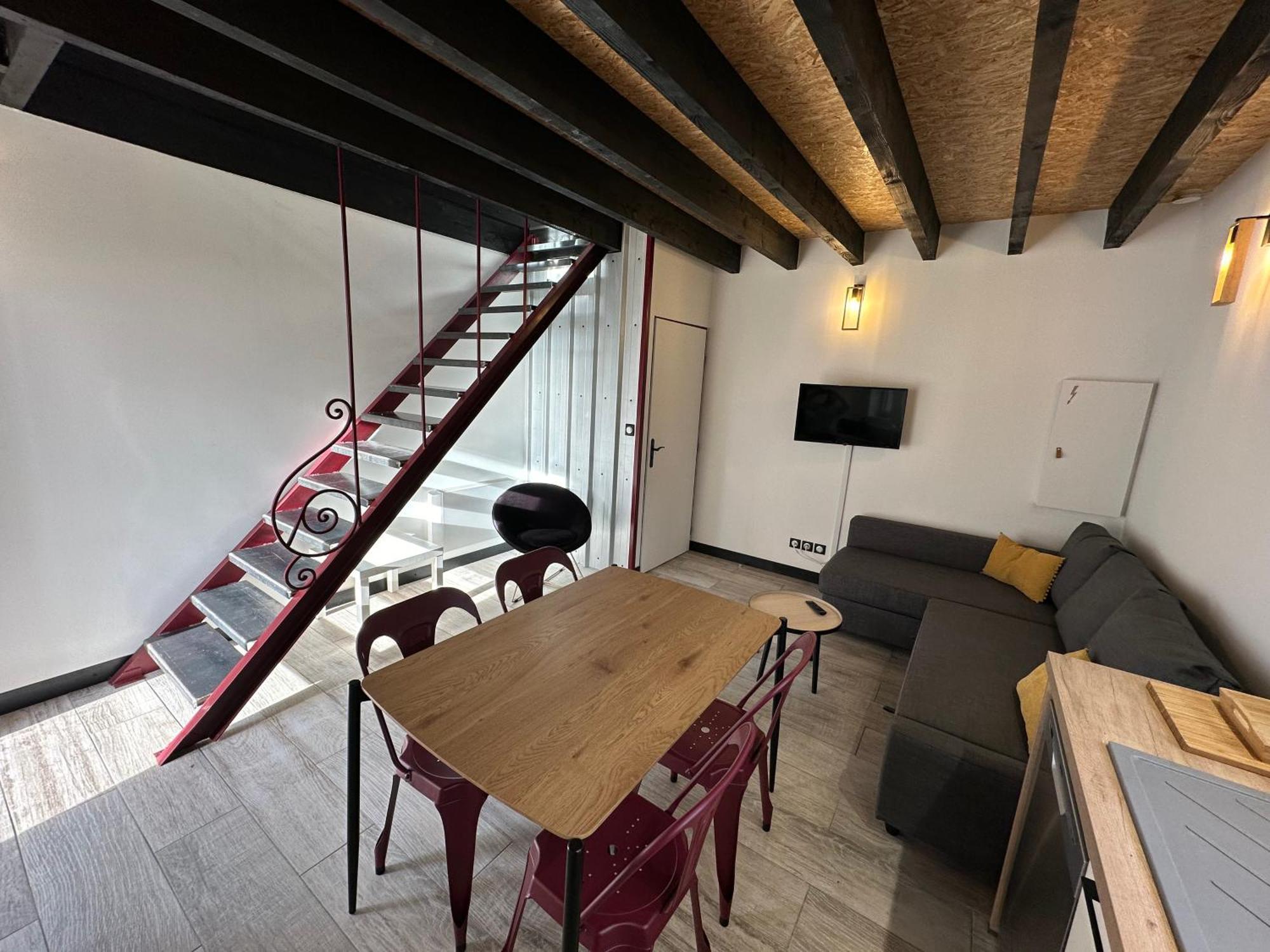 Alaimo Et Les2Roses Apartment Парай-ле-Мониал Екстериор снимка